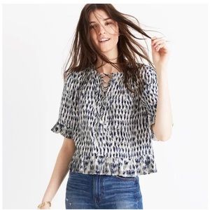 Madewell Sunpleat Lace-Up Top in Painted Feathers